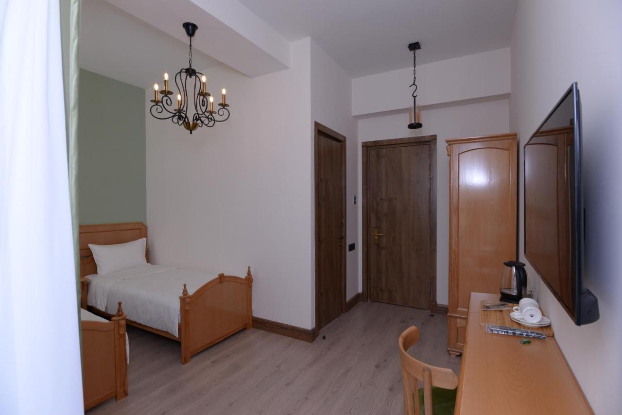 Old Avenue Hotel Gyumri Exterior foto